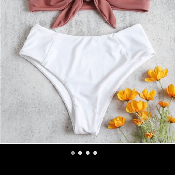 BNWT Bikini Bottom - Picture 1 of 3